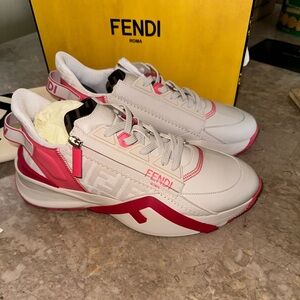 Fendi flow  Sneakers size 12